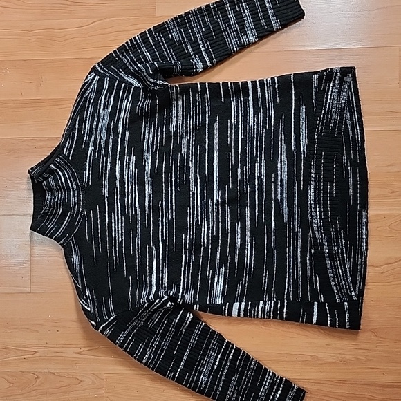 T By Talbots Wool Blend Mockneck Sweater With Zip Detail - Picture 3 of 12